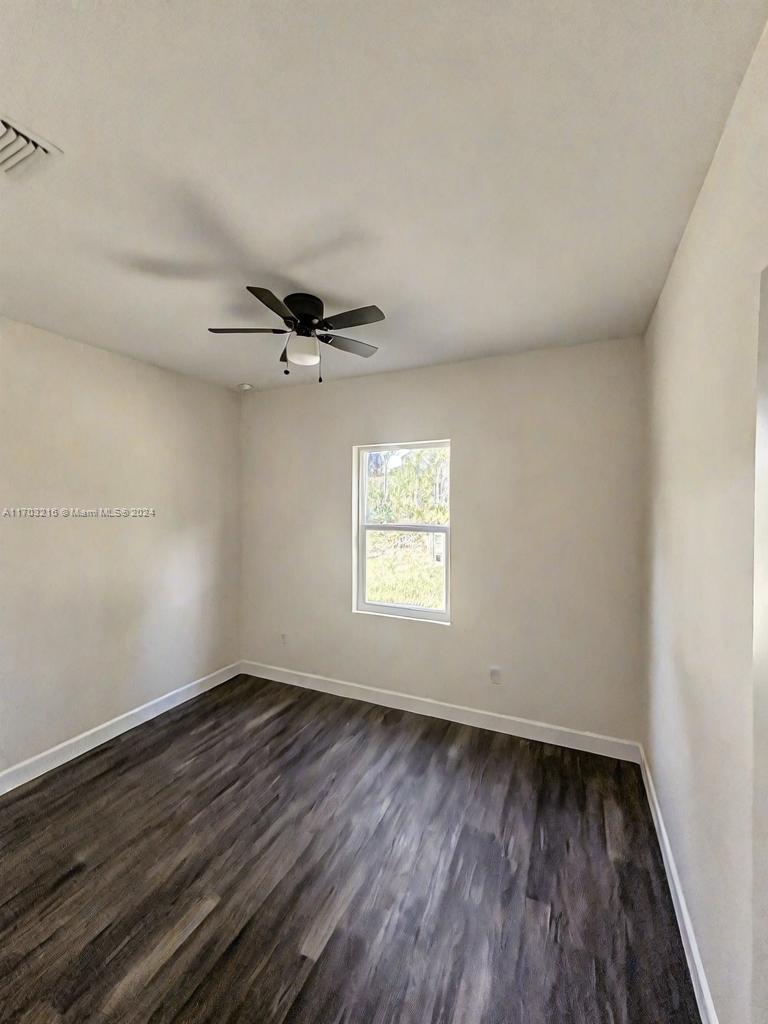 738 Harriet Ave Property Photo 24
