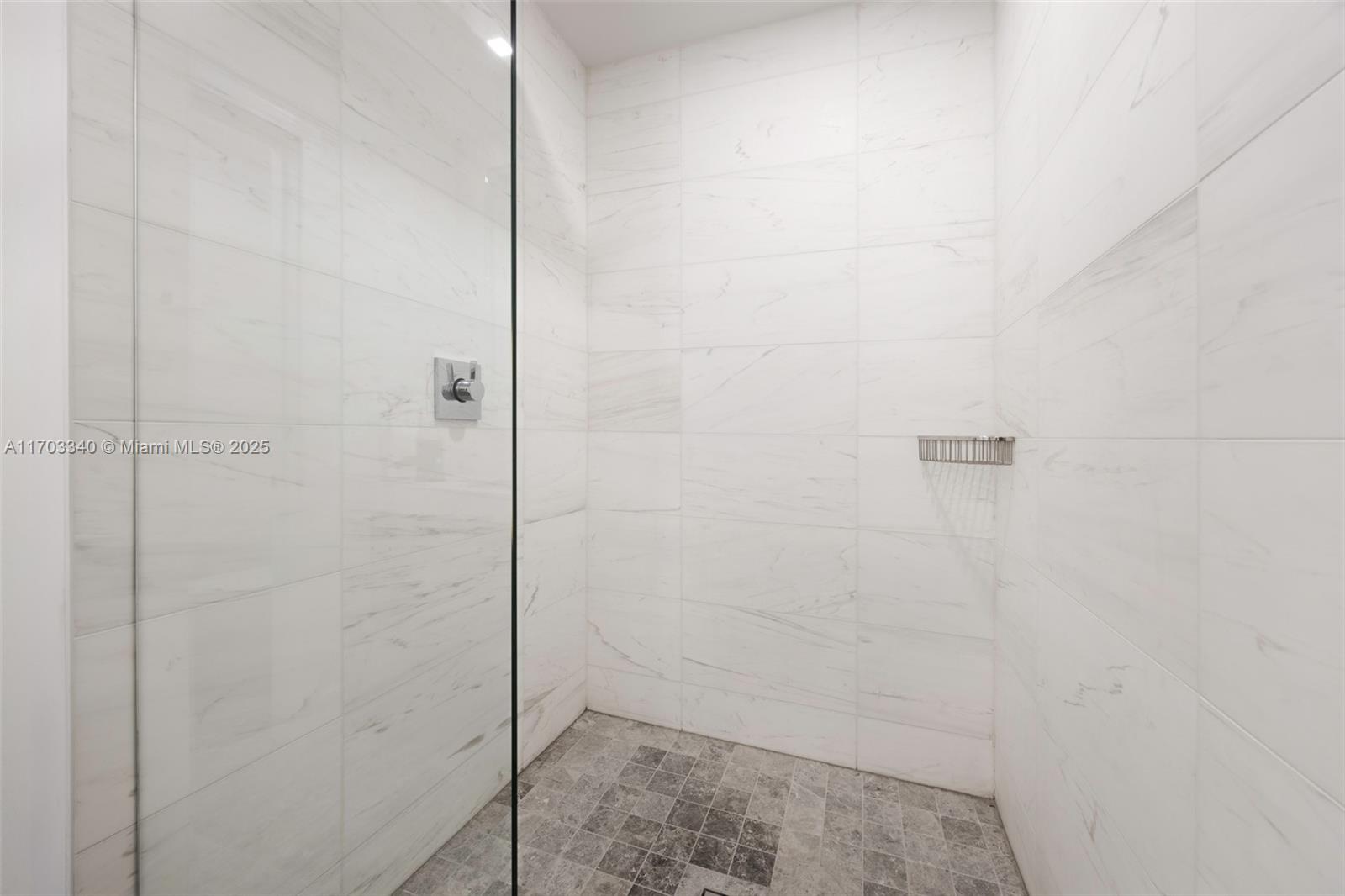 202 Sunrise Dr 202a Property Photo 14