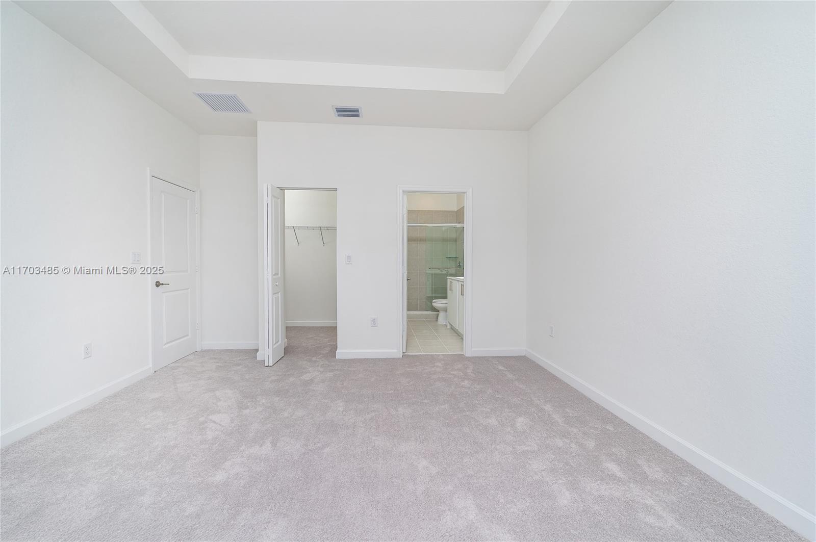 725 Se 13 St. Cir. 725 Property Photo 29