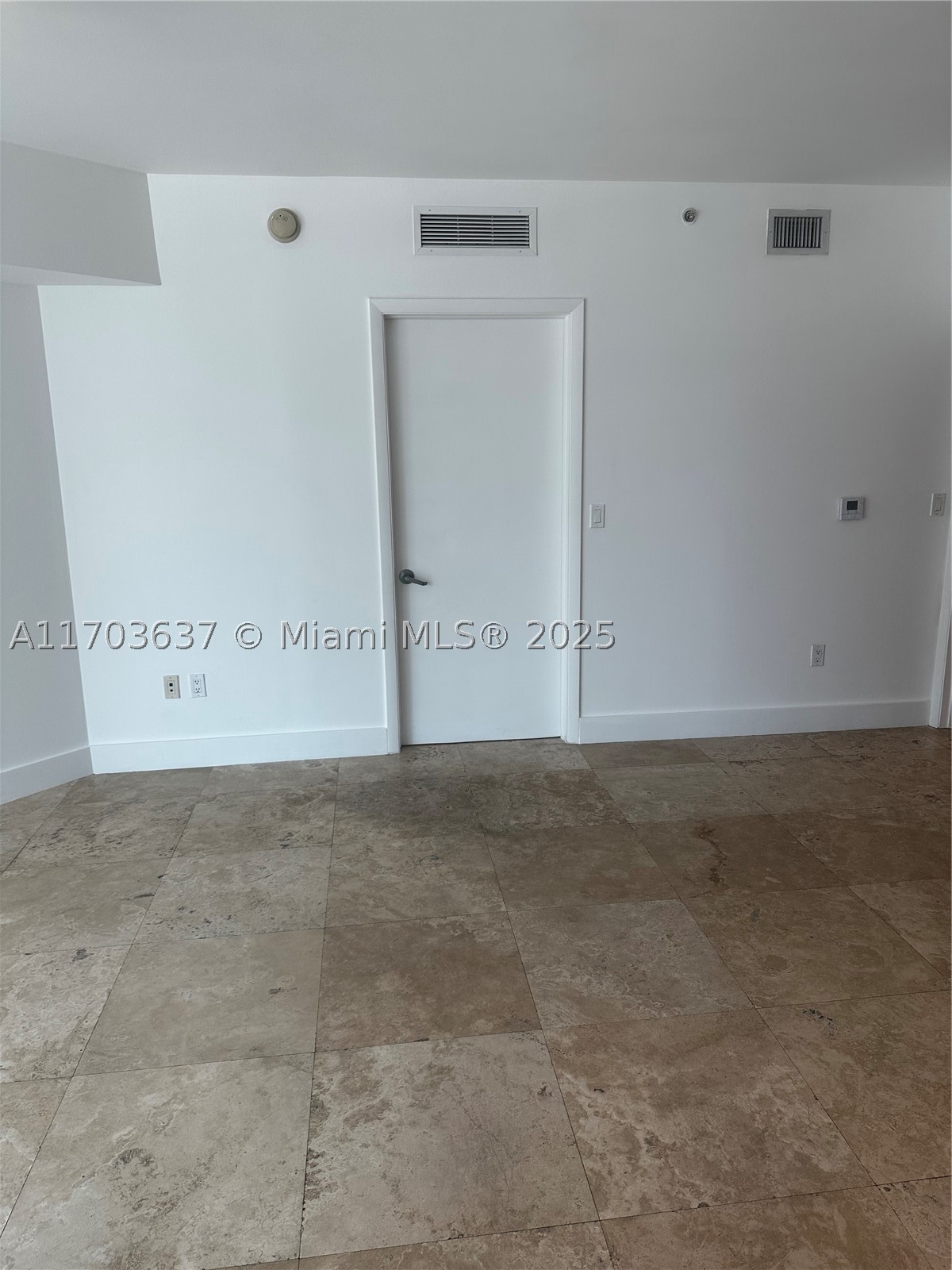 350 S Miami Ave 1704 Property Photo 11