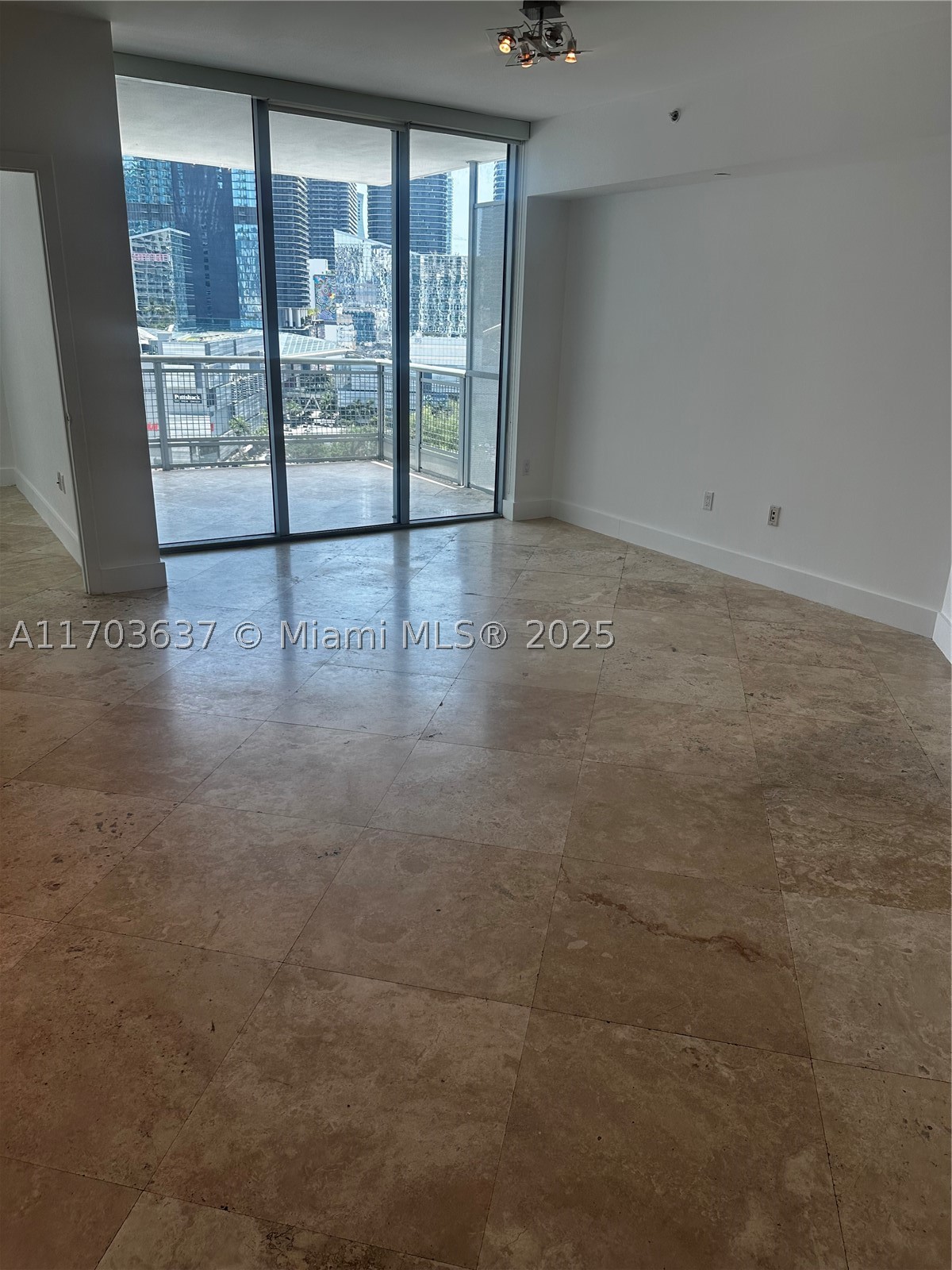 350 S Miami Ave 1704 Property Photo 12