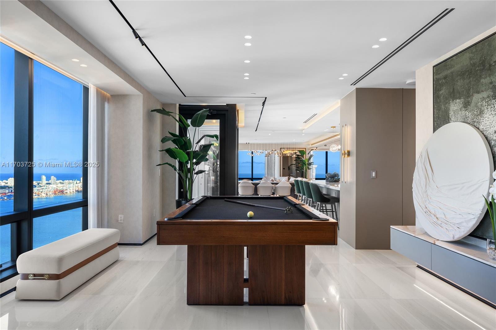 1425 Brickell Ave 66d-66e Property Photo 12