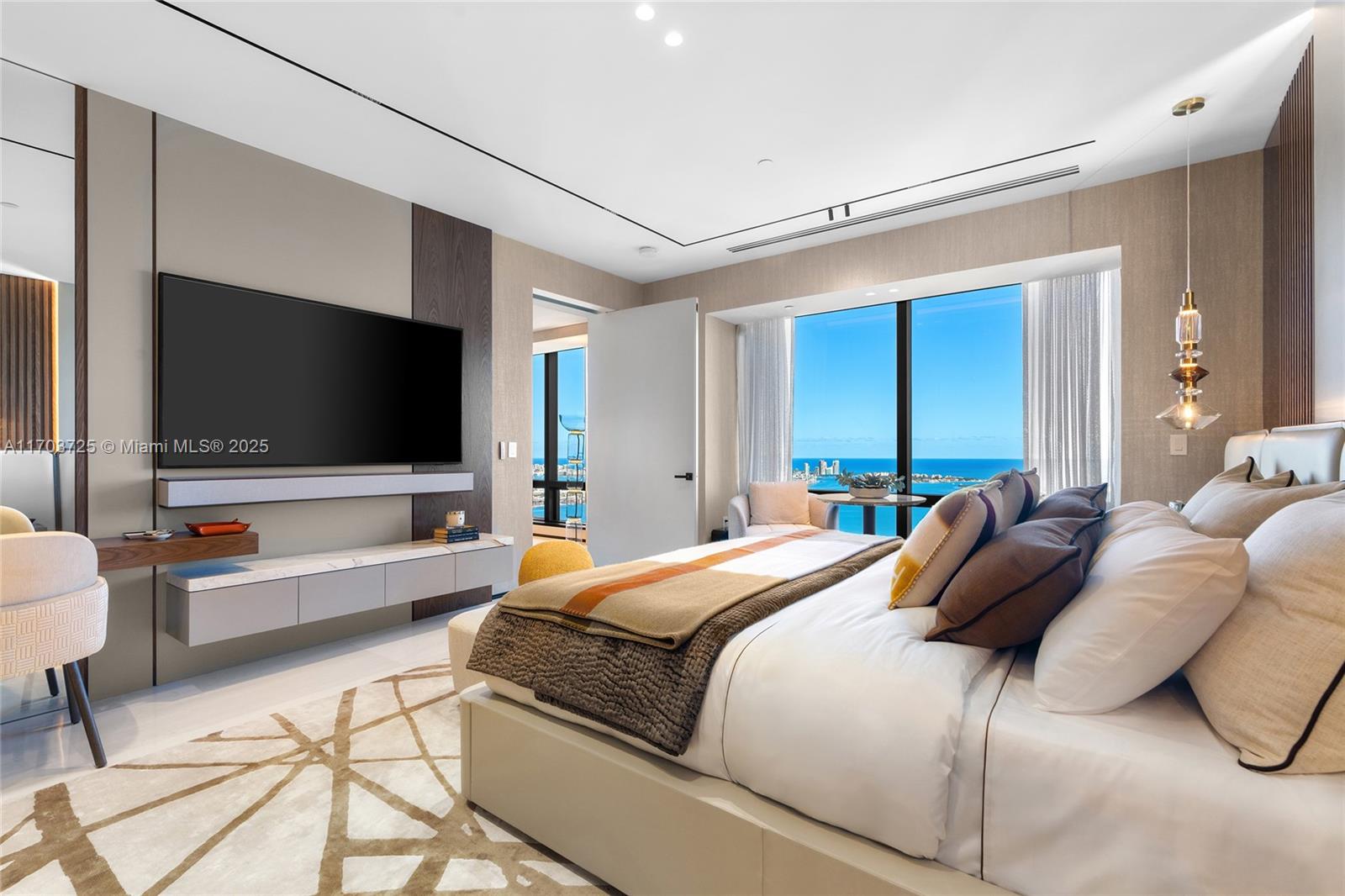 1425 Brickell Ave 66d-66e Property Photo 25