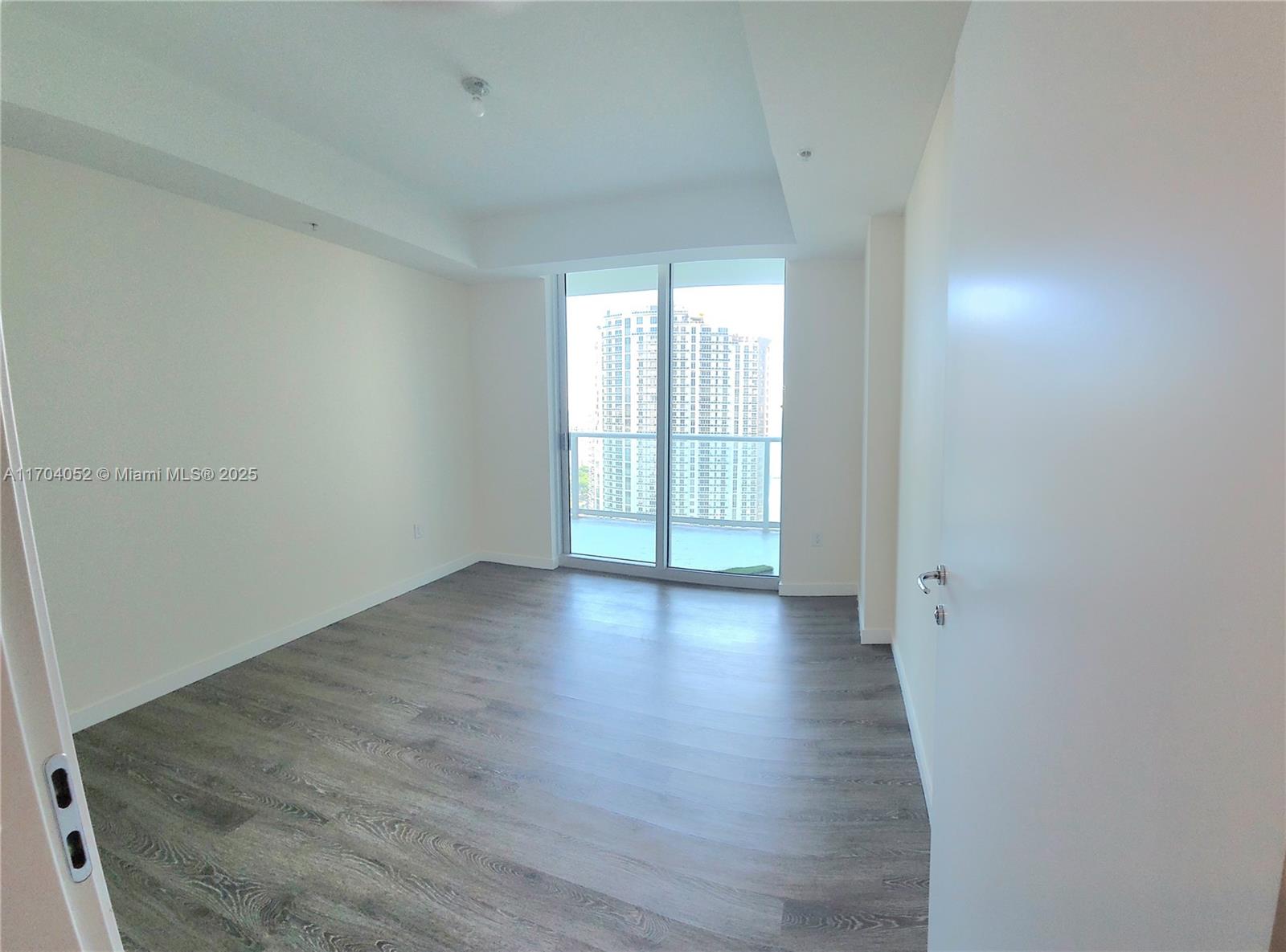 300 S Biscayne Blvd T-2506 Property Photo 10