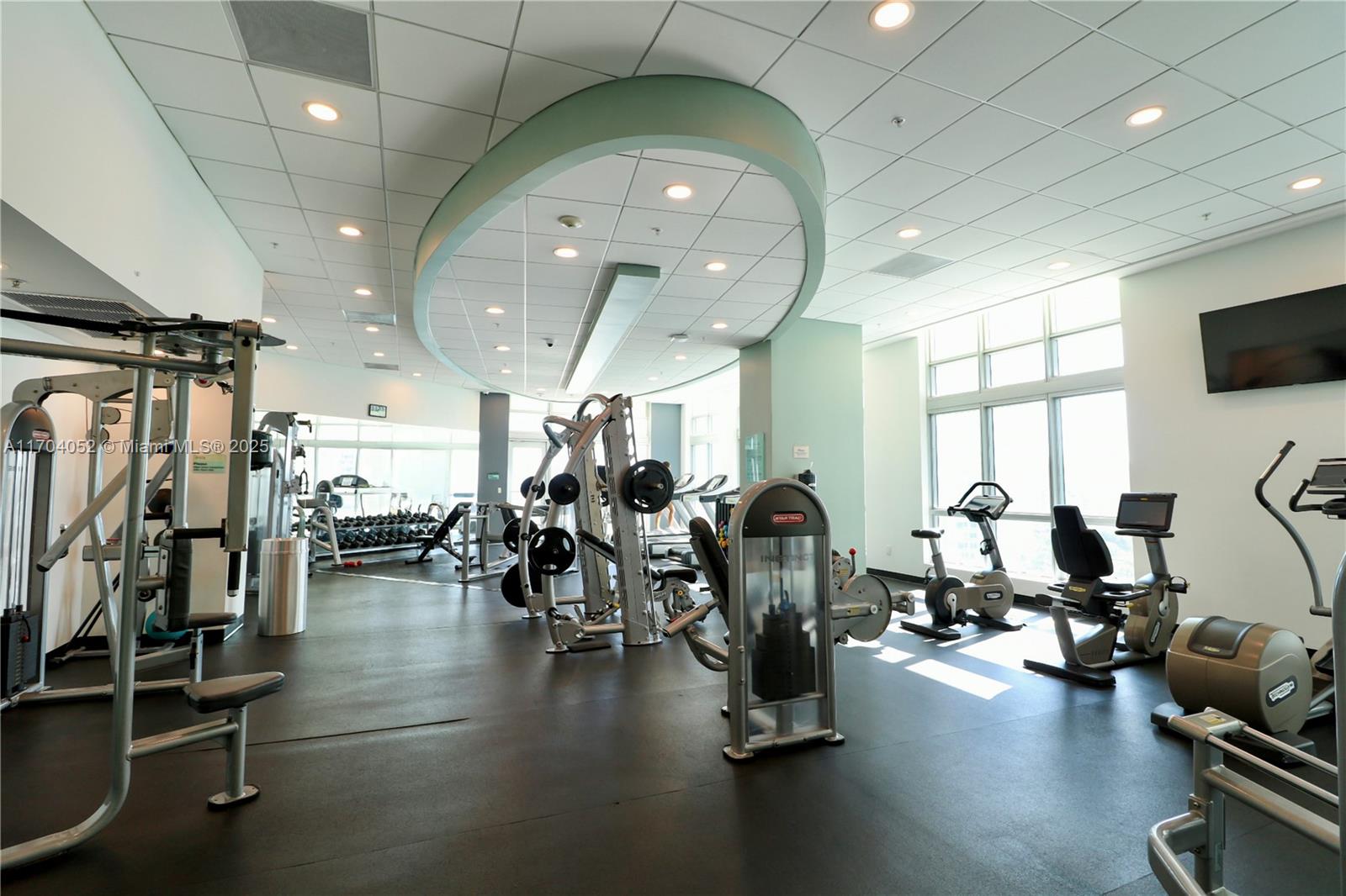 300 S Biscayne Blvd T-2506 Property Photo 17