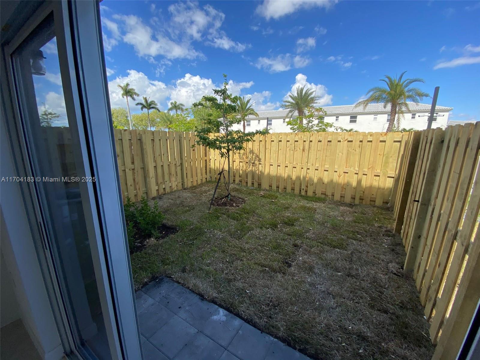 1582 Se 27th Ter 1582 Property Photo 11