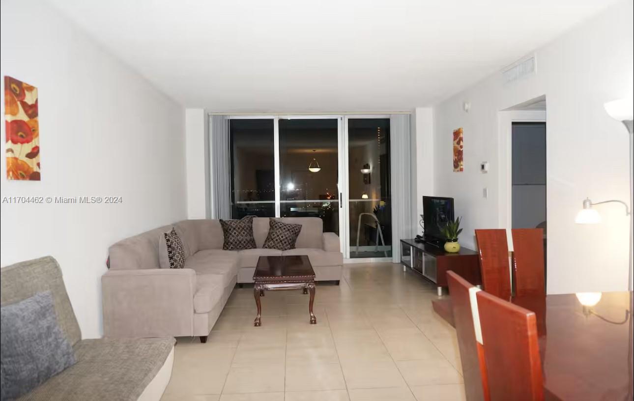 4001 S Ocean Dr 12c Property Photo 6