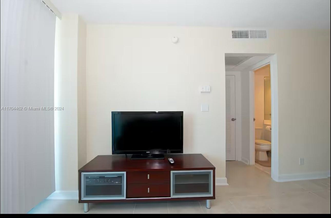 4001 S Ocean Dr 12c Property Photo 8