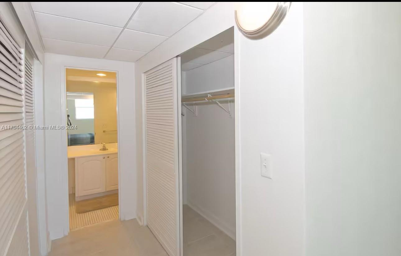 4001 S Ocean Dr 12c Property Photo 19