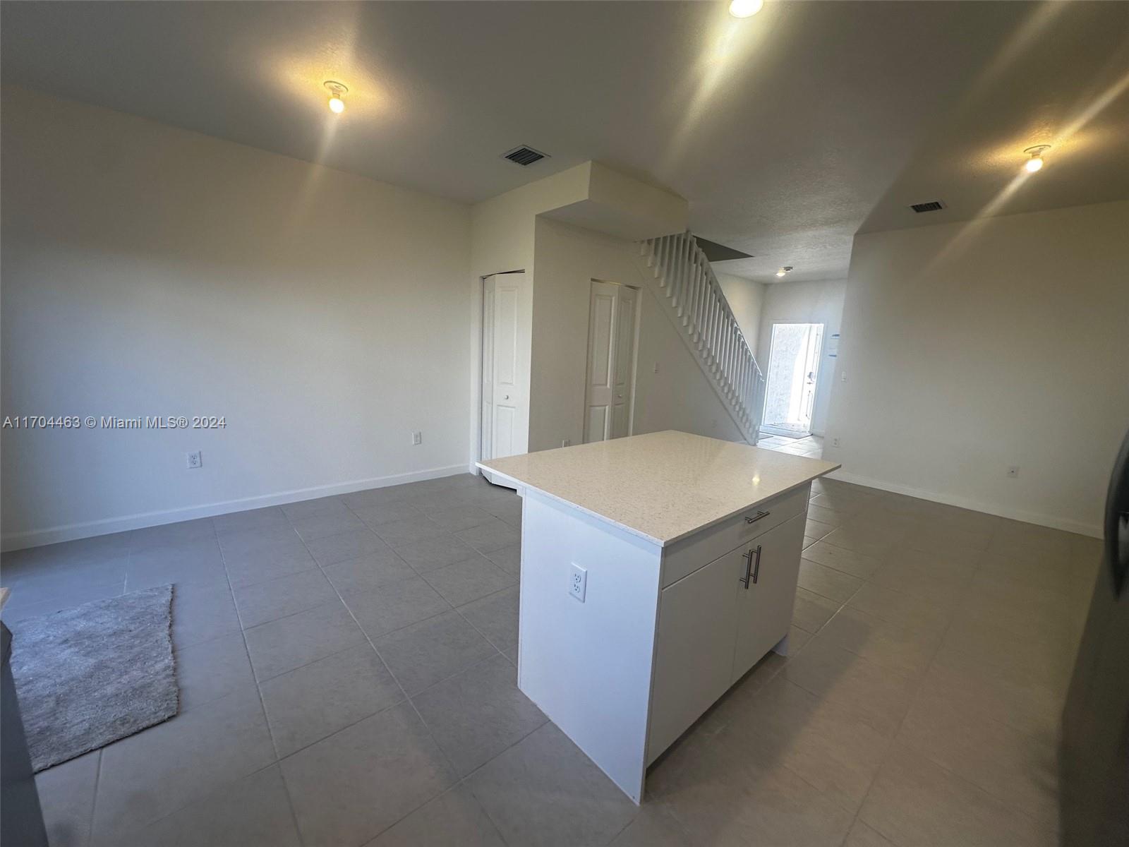 23256 Sw 127th Ct Property Photo 6