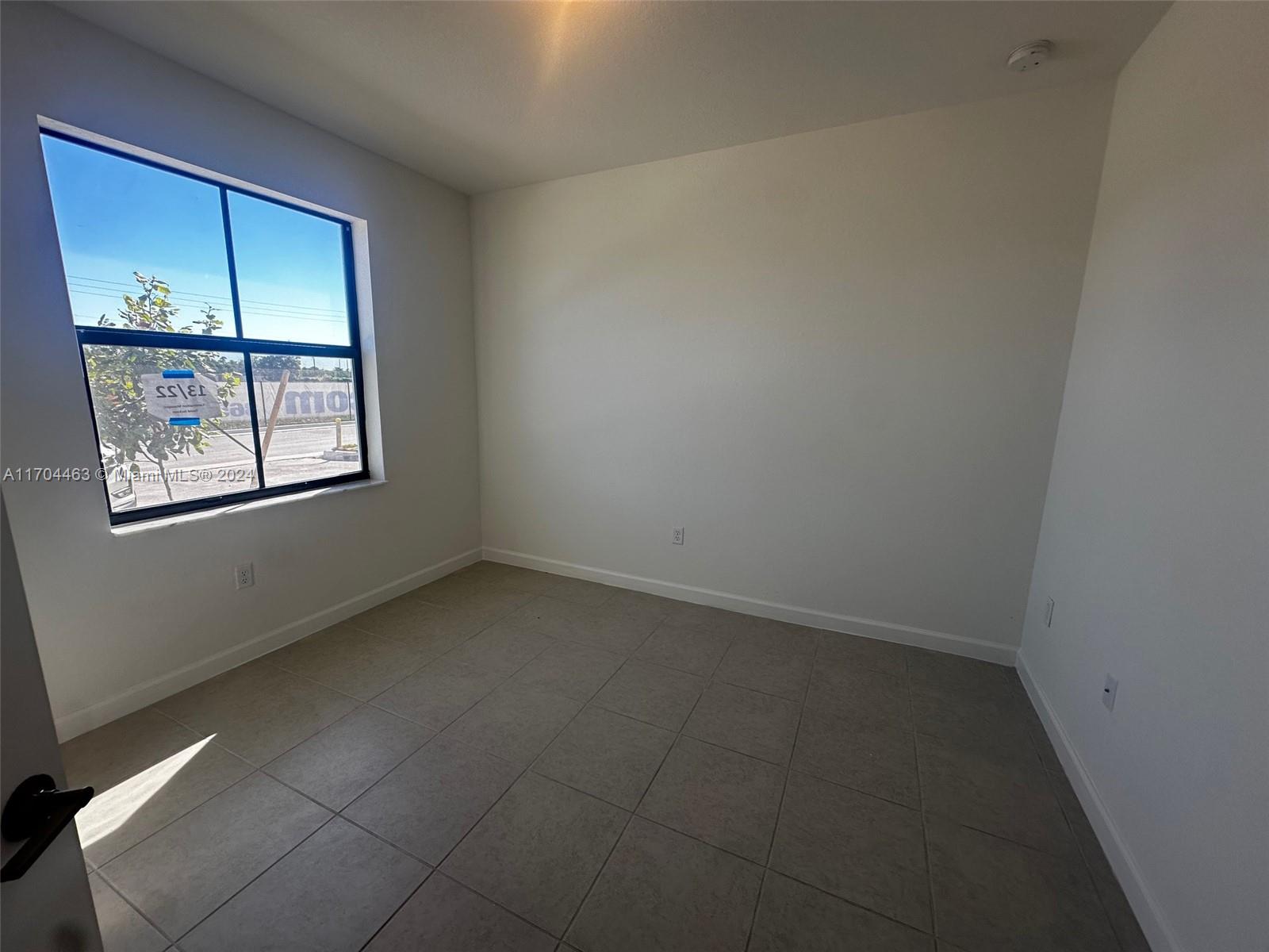23256 Sw 127th Ct Property Photo 9