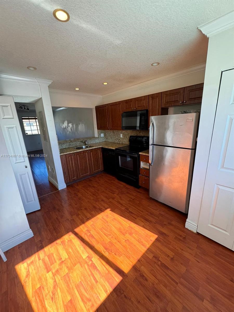 7175 Nw 173rd Dr 510-5 Property Photo 8