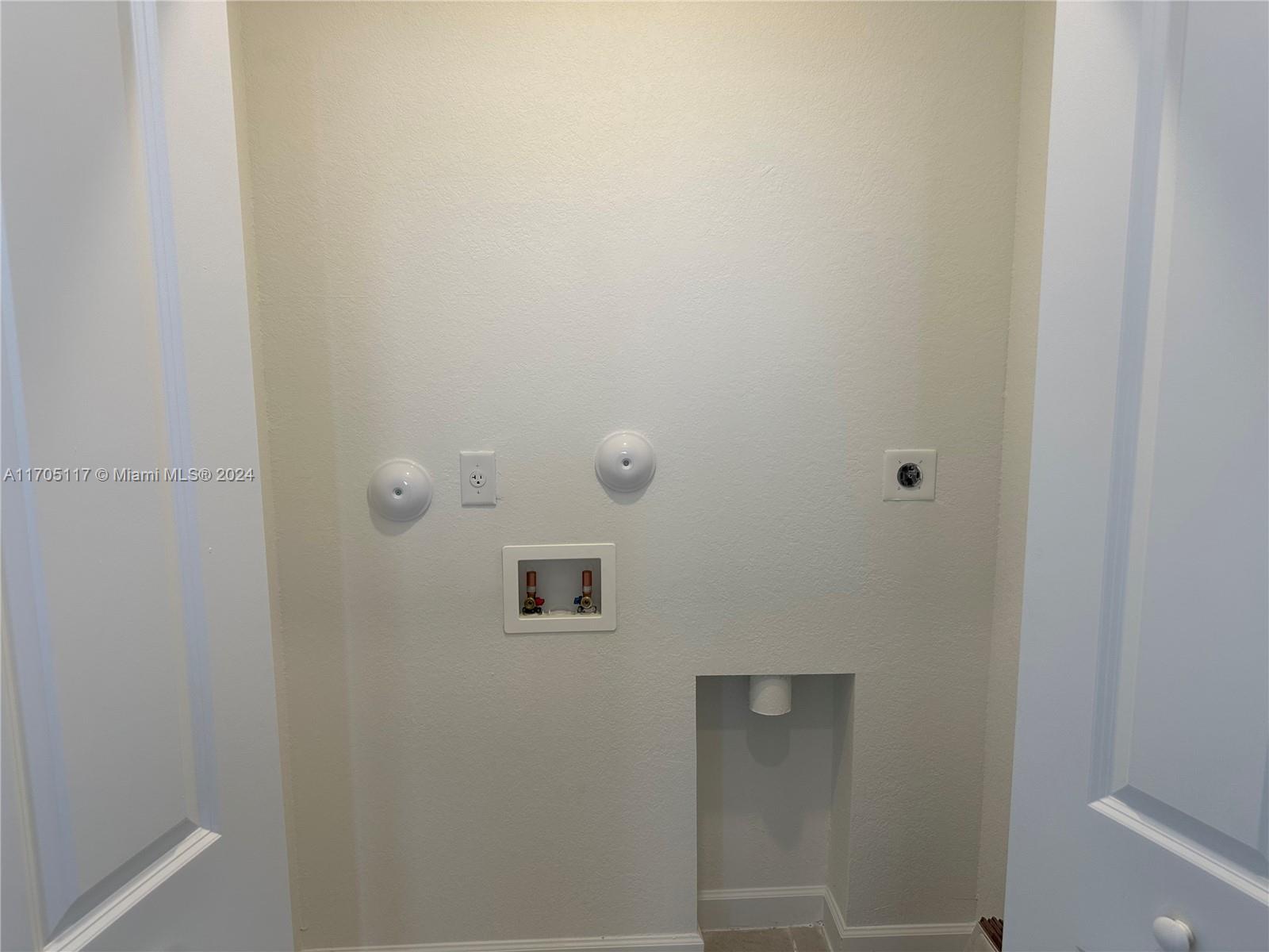 2594 Se 29 Street Property Photo 7
