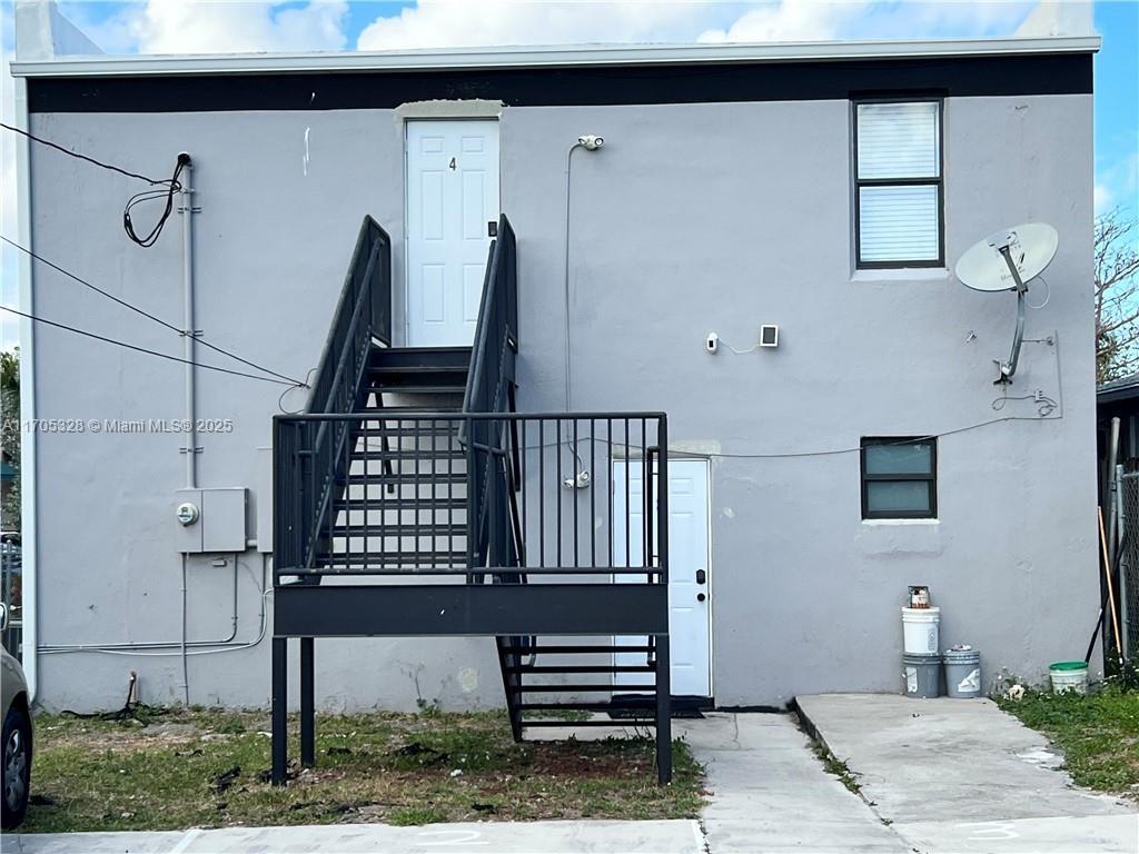 2240 Simms St Property Photo 5