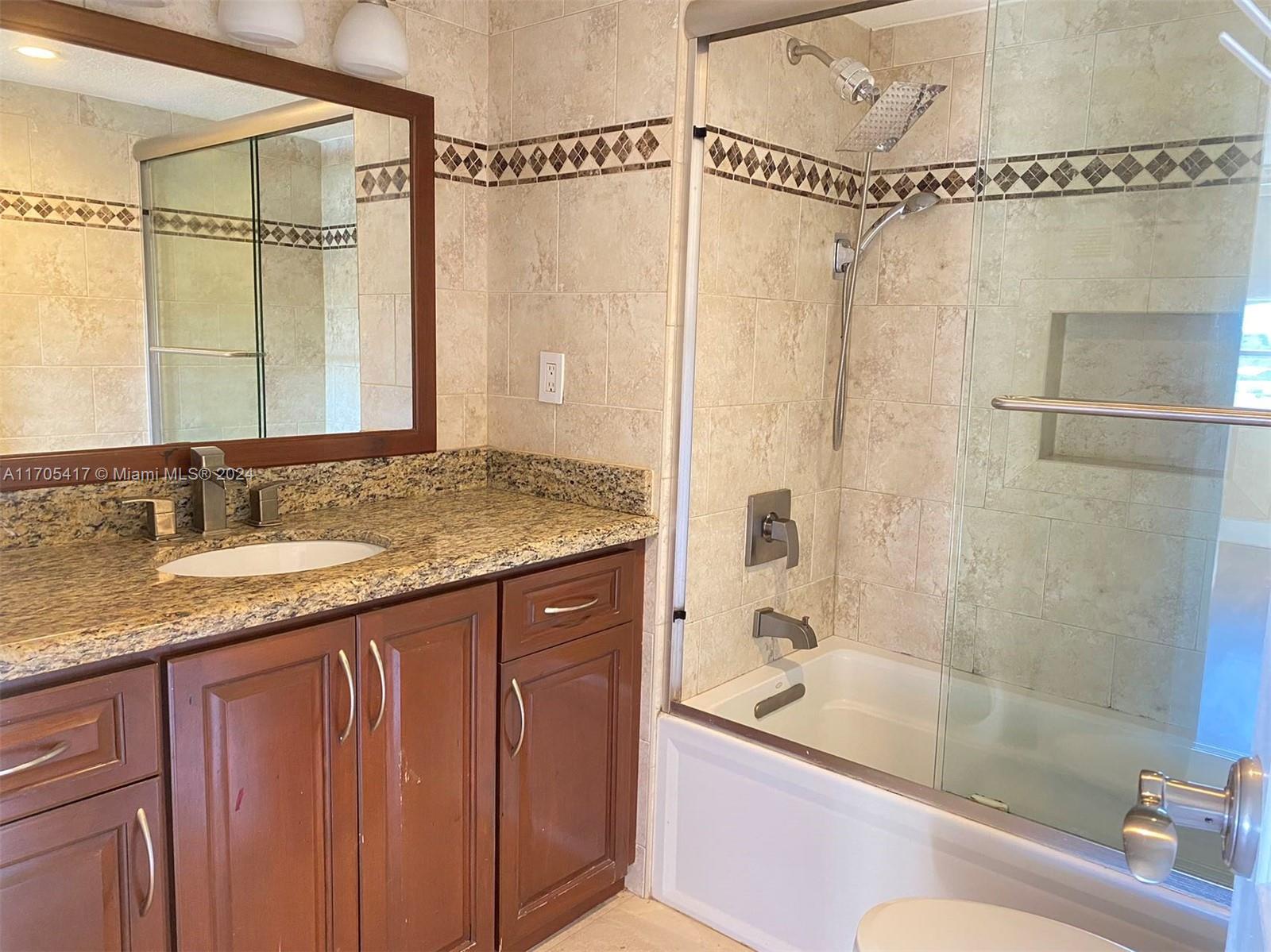3100 W Rolling Hills Cir 407 Property Photo 17