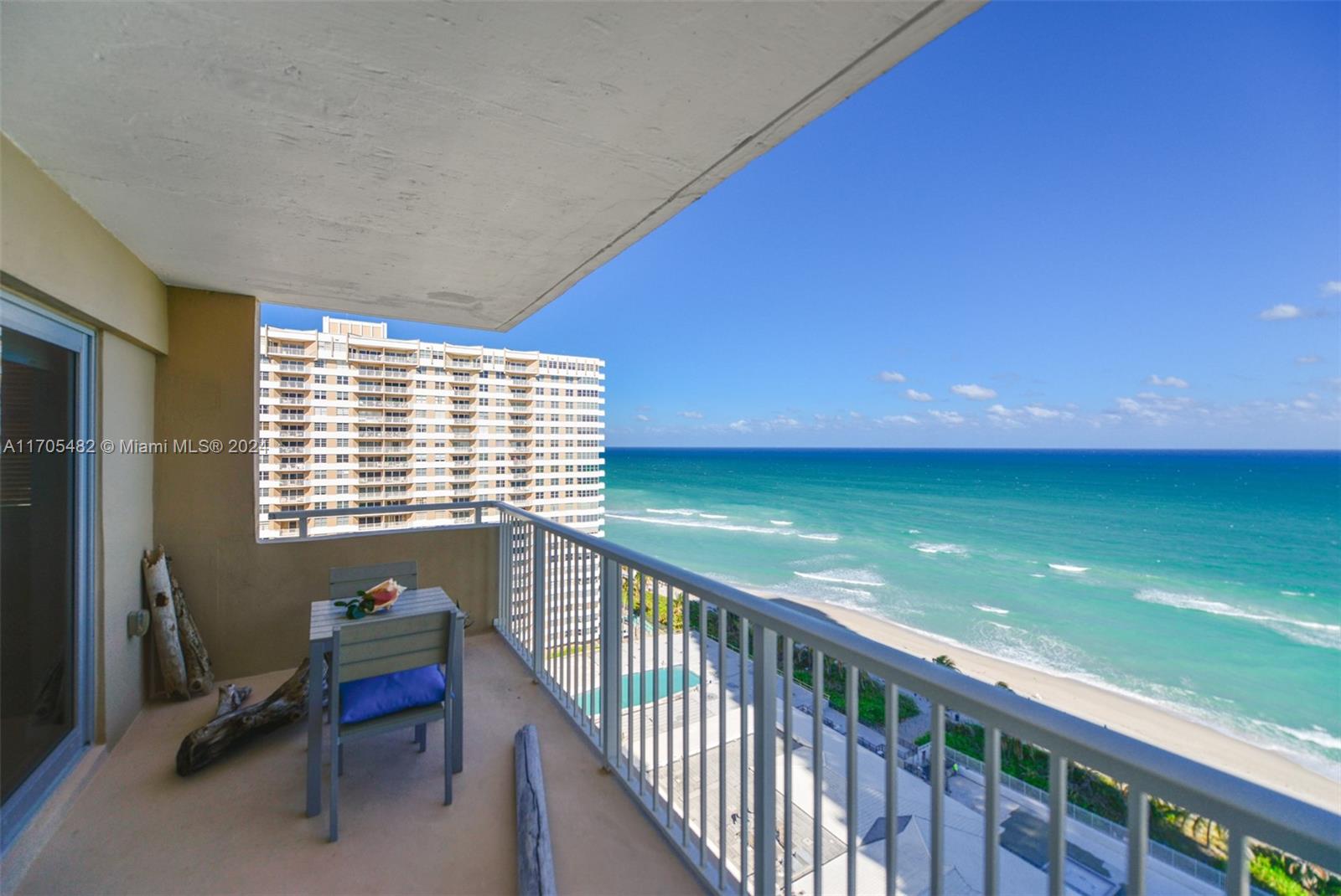 1980 S Ocean Dr 17f Property Photo 21