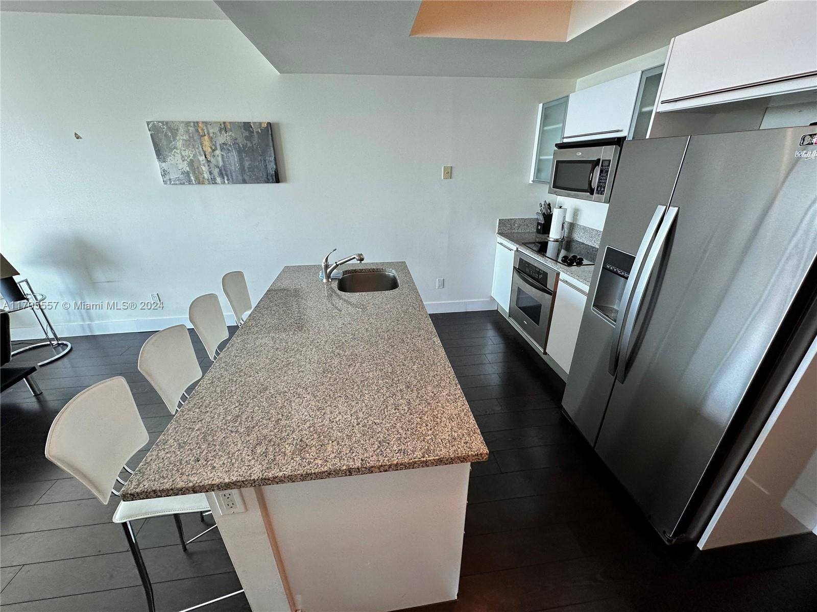 888 Biscayne Blvd 2402 Property Photo 3