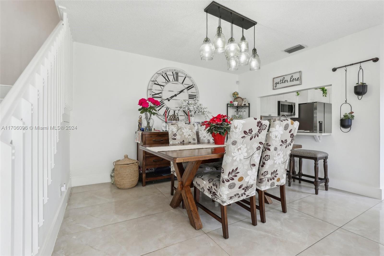 10949 Mainsail Dr Property Photo 10
