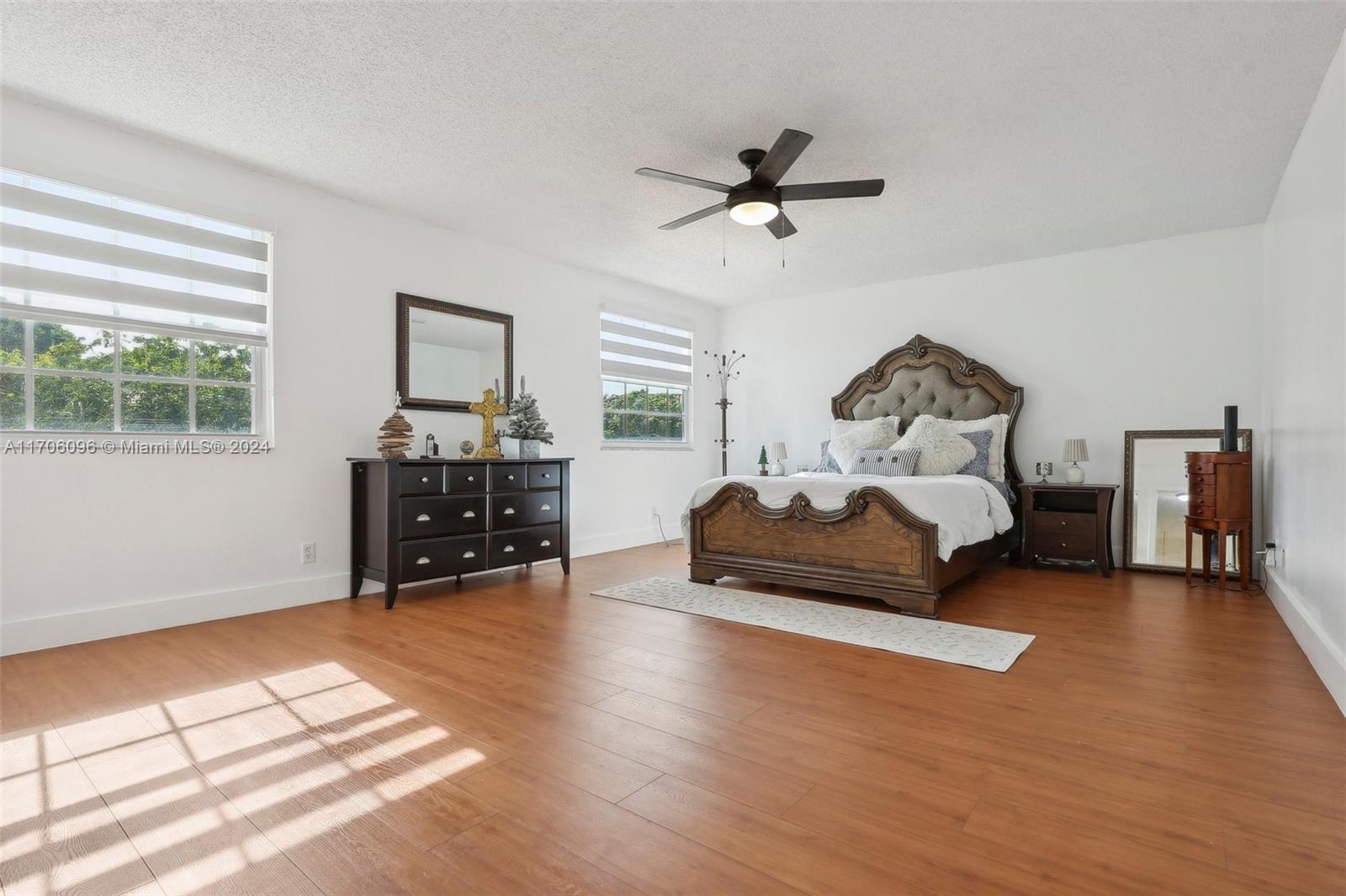 10949 Mainsail Dr Property Photo 23