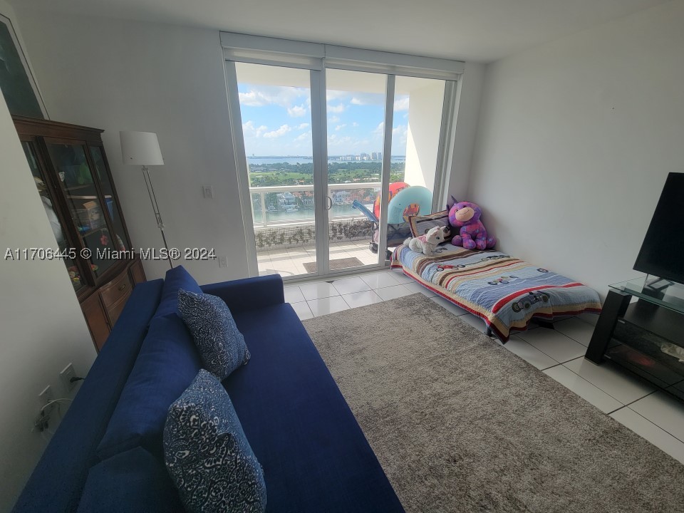 5601 Collins Ave Ph-9 Property Photo 10