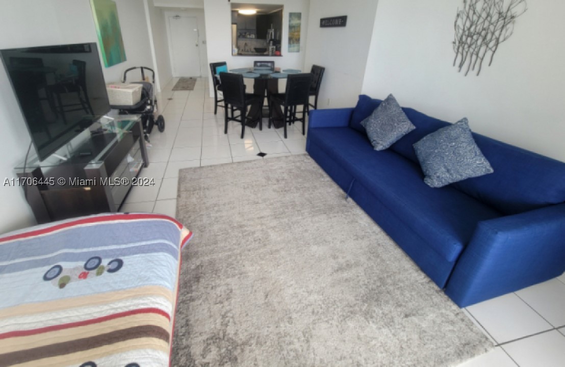 5601 Collins Ave Ph-9 Property Photo 11