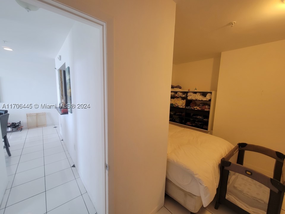 5601 Collins Ave Ph-9 Property Photo 17
