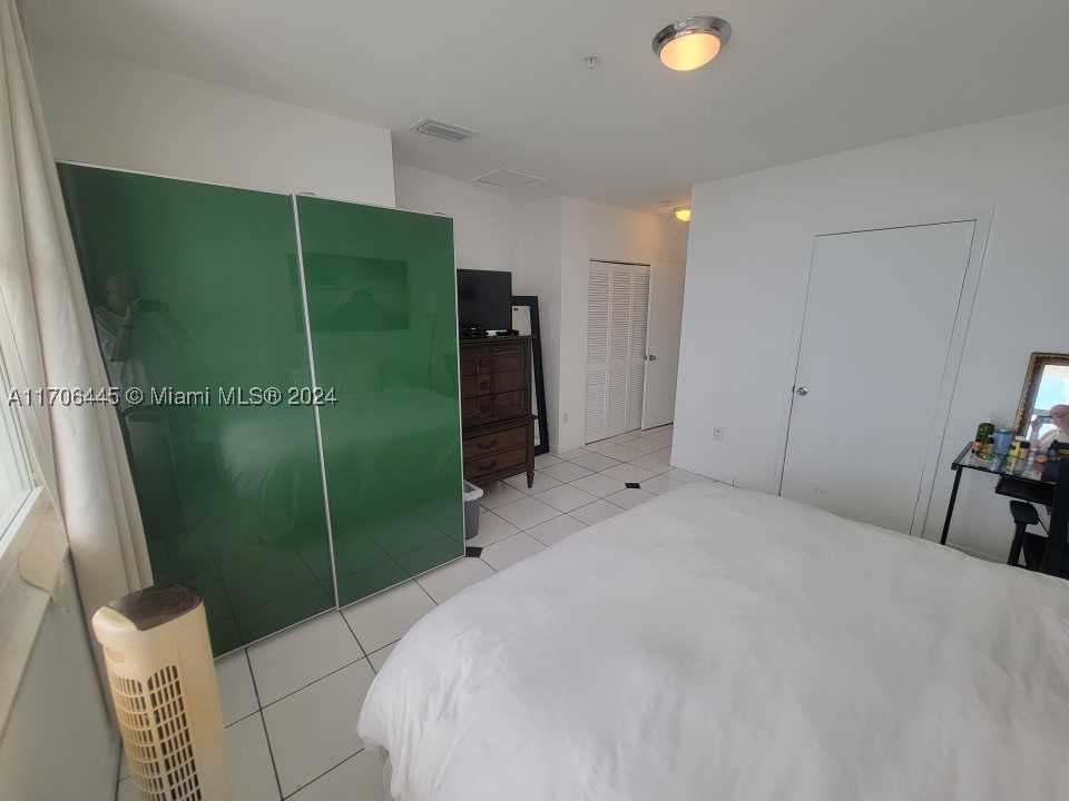 5601 Collins Ave Ph-9 Property Photo 18