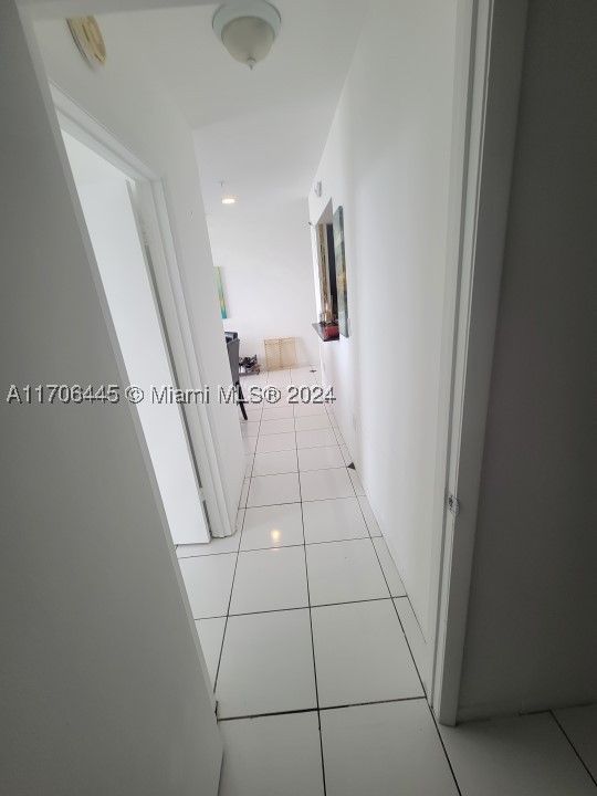 5601 Collins Ave Ph-9 Property Photo 19