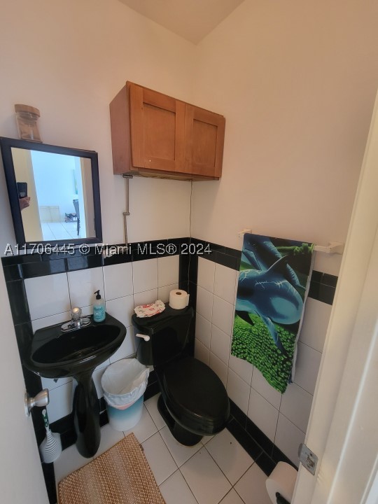 5601 Collins Ave Ph-9 Property Photo 22