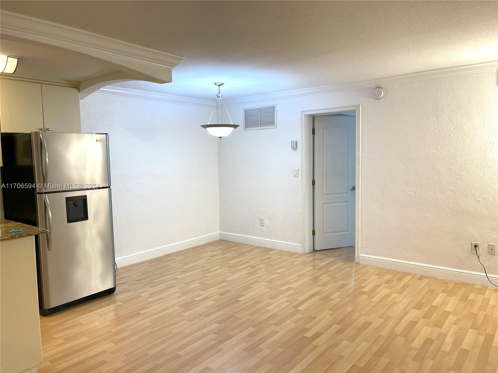 3245 Virginia St 39 Property Photo 4