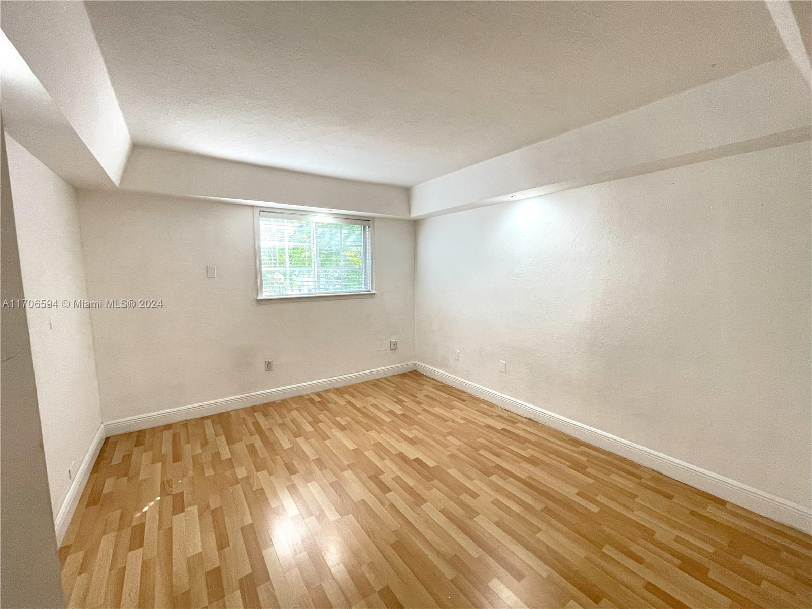3245 Virginia St 39 Property Photo 9