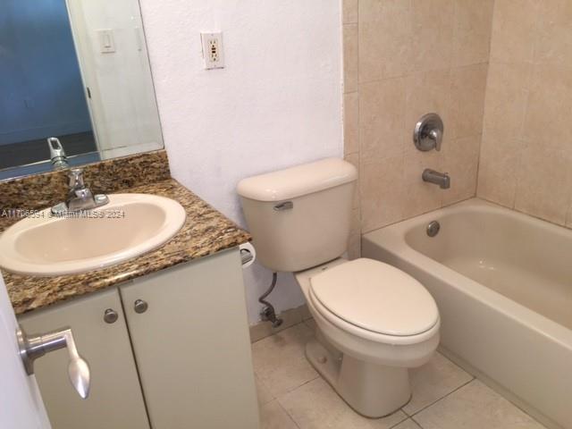 3245 Virginia St 39 Property Photo 11