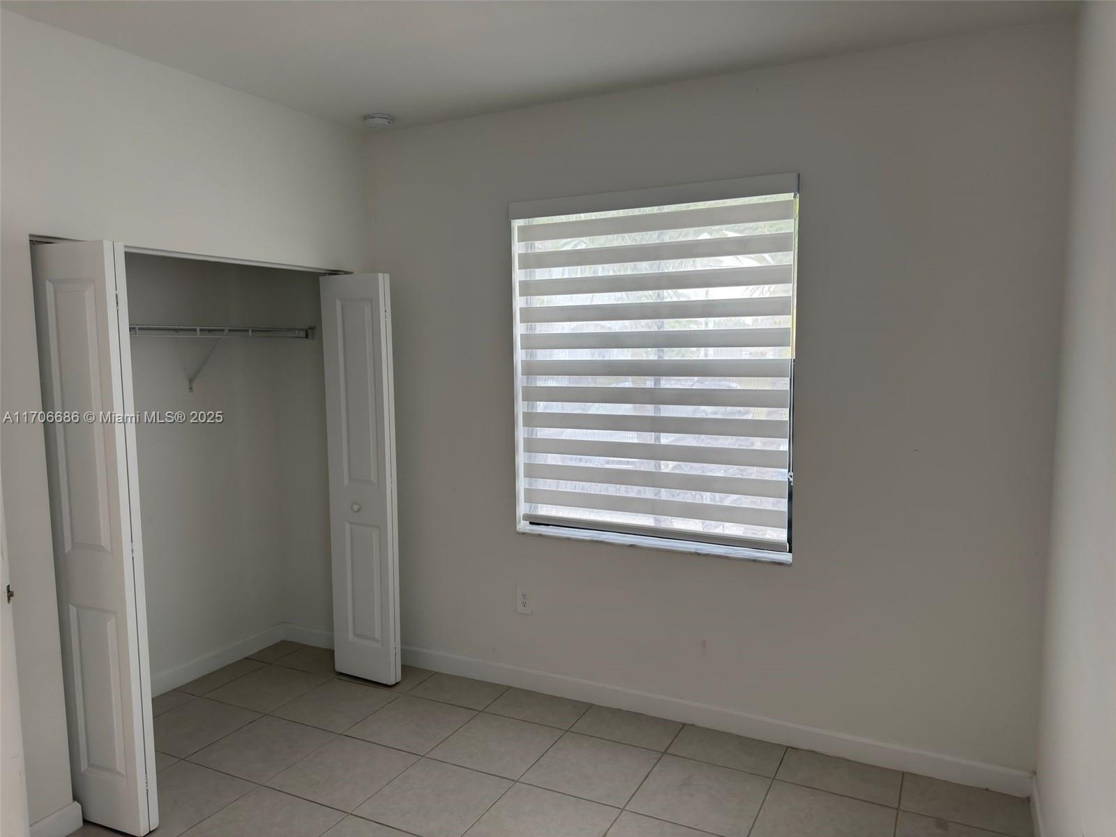11879 Sw 247th Ter Property Photo 8