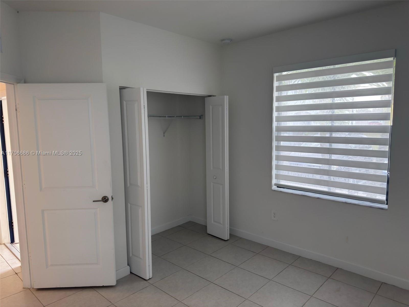 11879 Sw 247th Ter Property Photo 9
