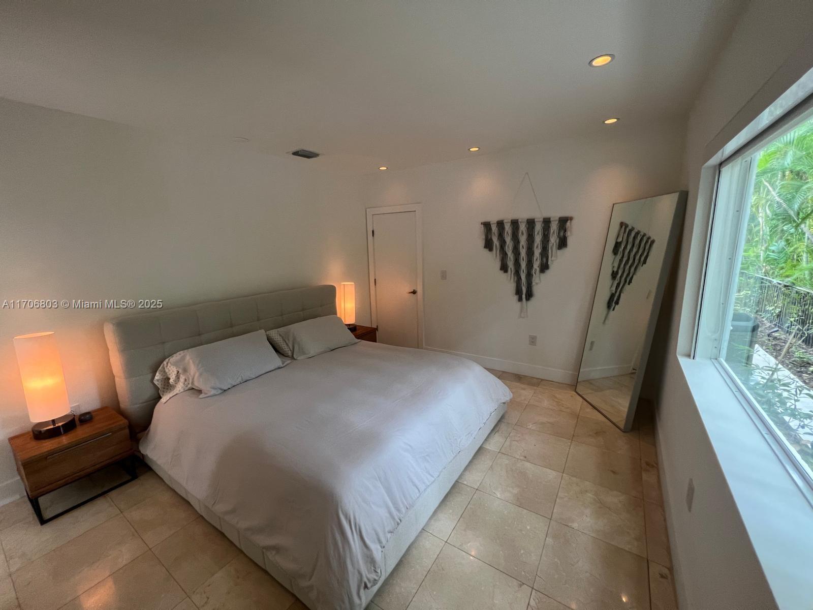 1506 El Rado St Property Photo 17