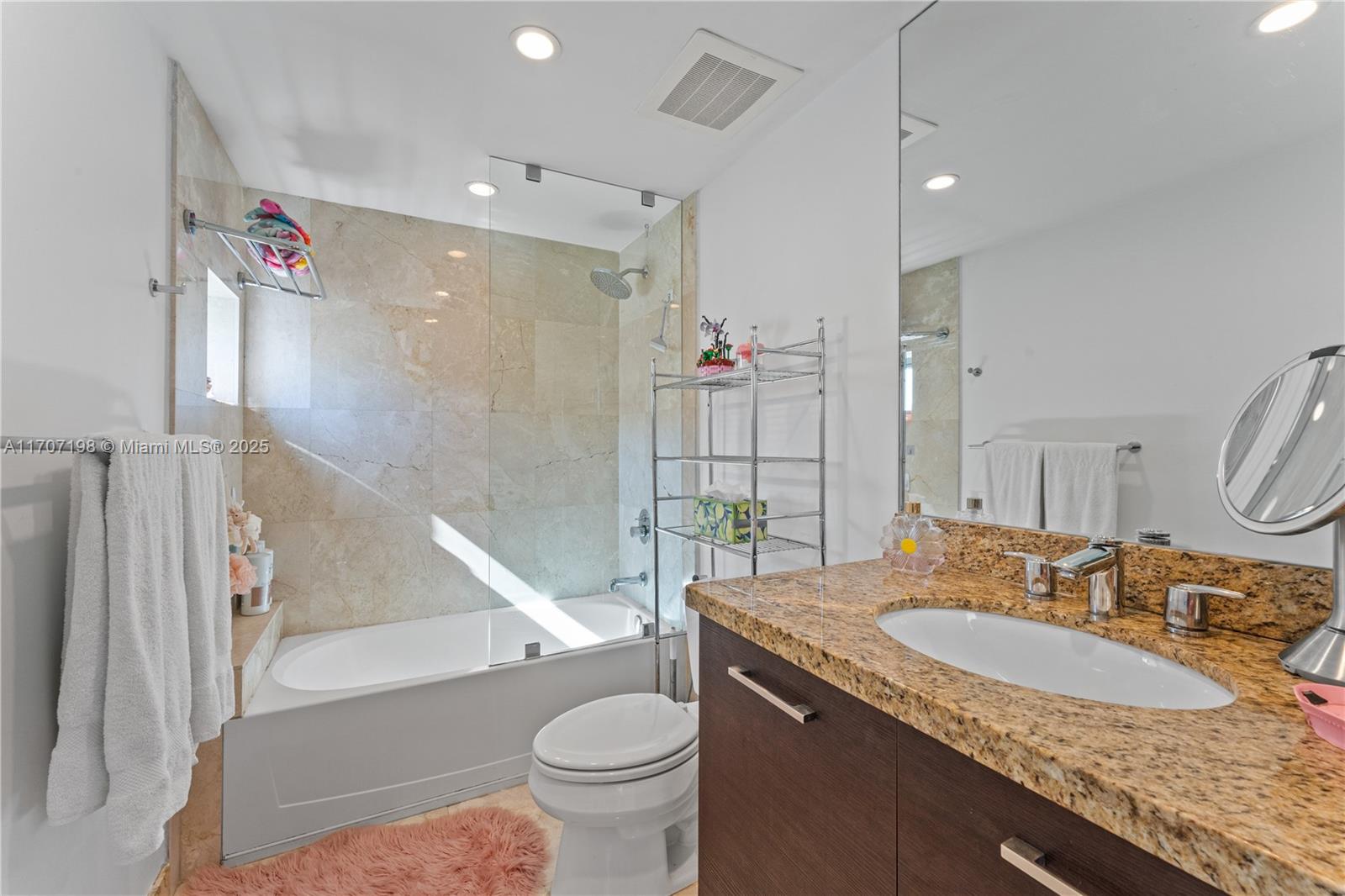 9400 W Bay Harbor Dr 401 Property Photo 27