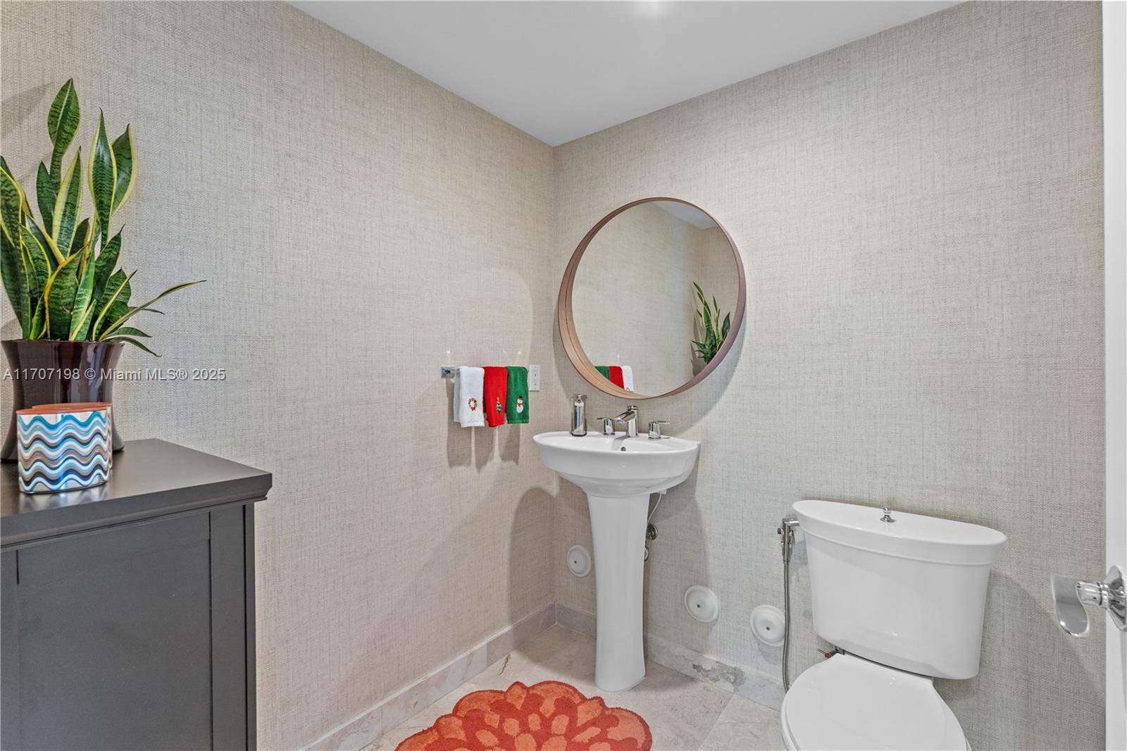 9400 W Bay Harbor Dr 401 Property Photo 31