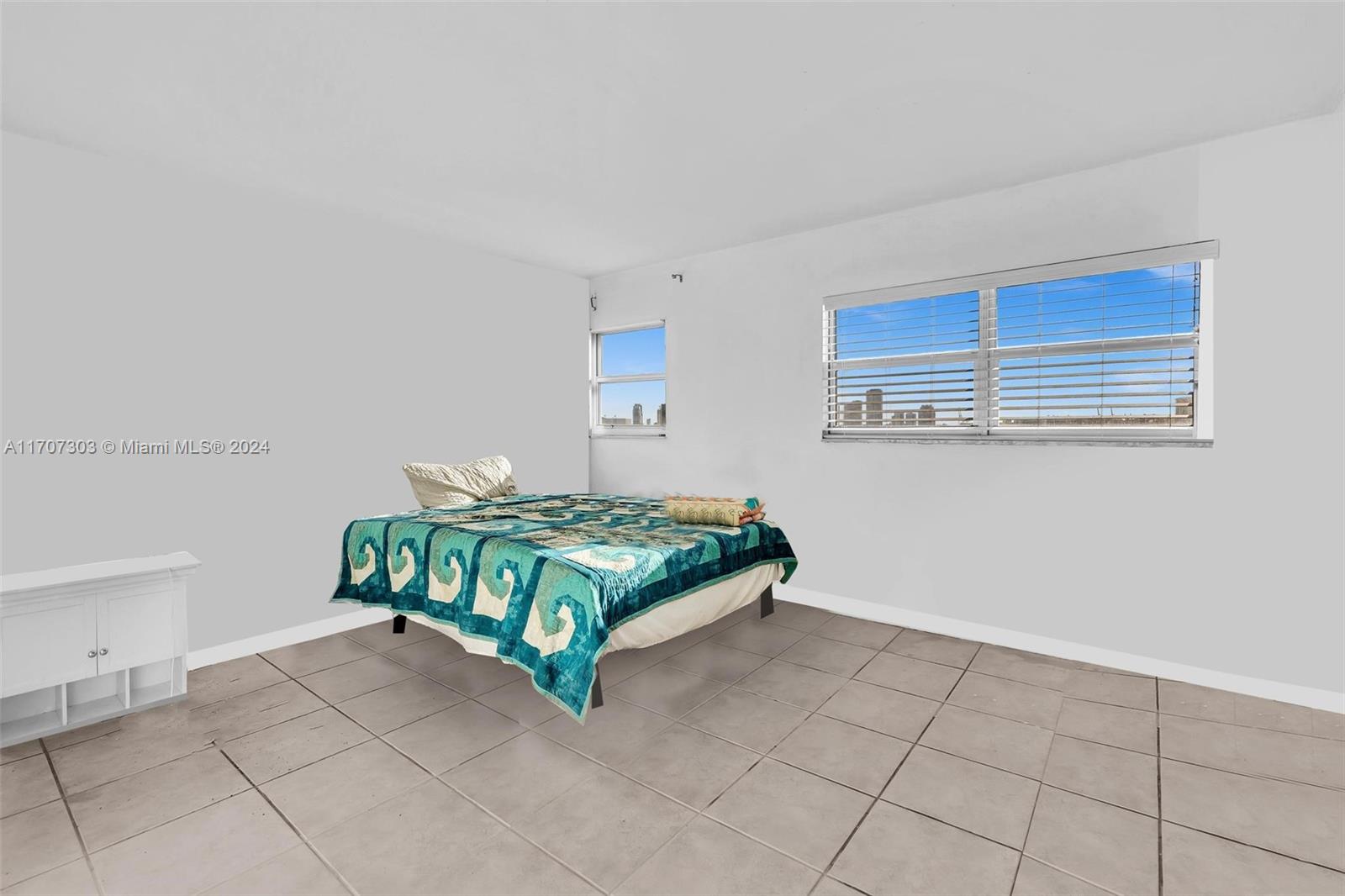 1881 Washington Ave 16h Property Photo 32