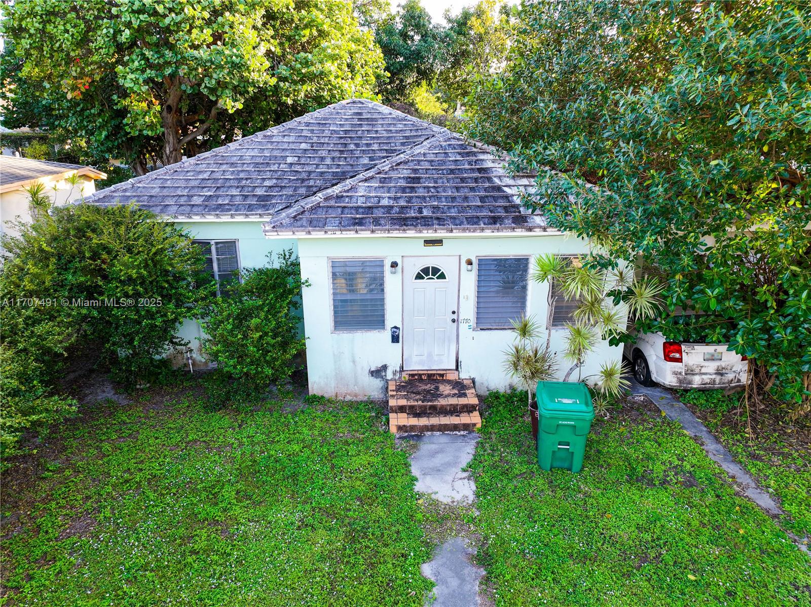 1770 Nw 55th Ter Property Photo 1