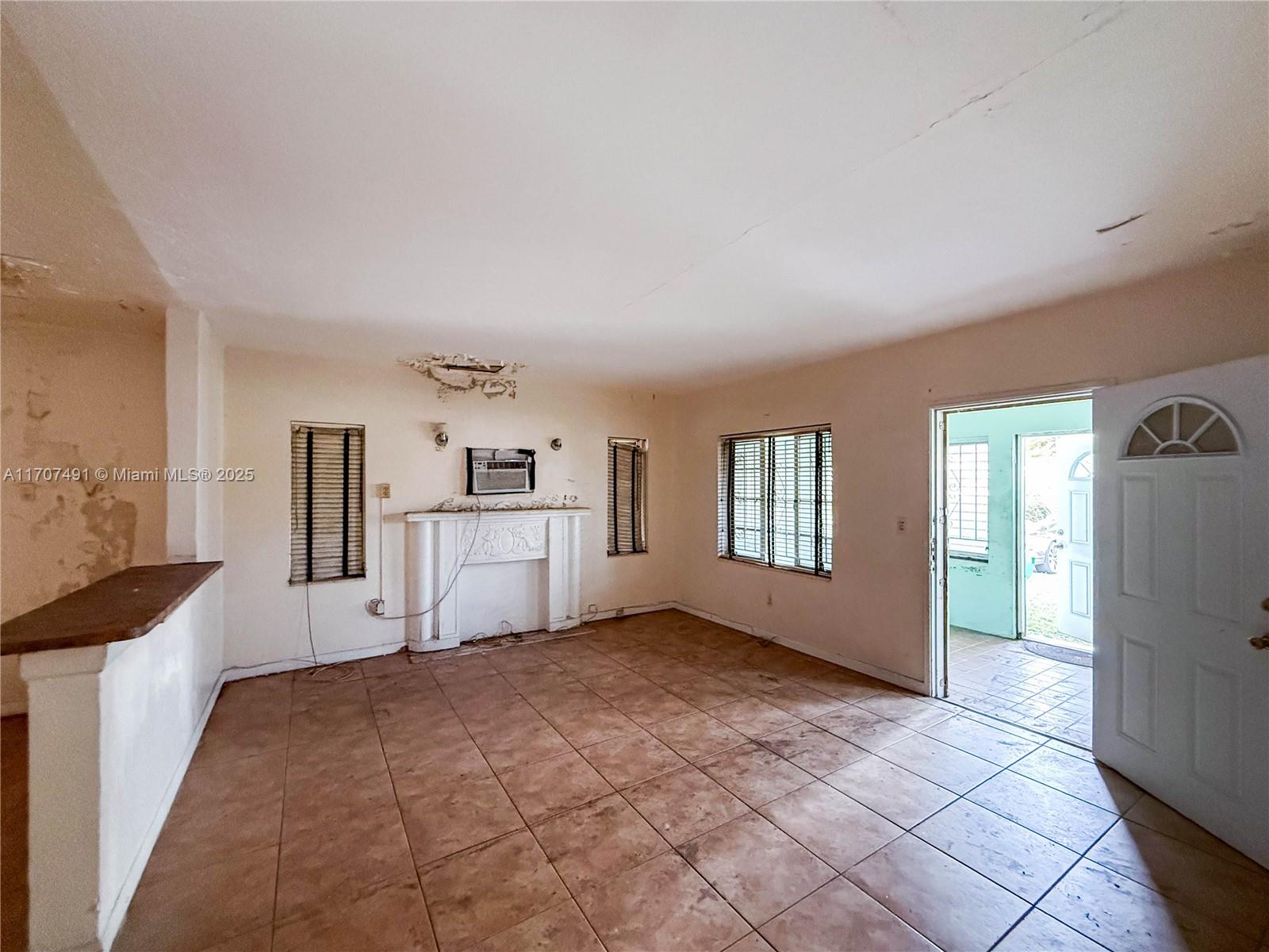 1770 Nw 55th Ter Property Photo 6