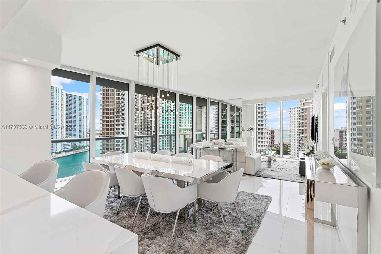 495 Brickell Ave 1702 Property Photo 8