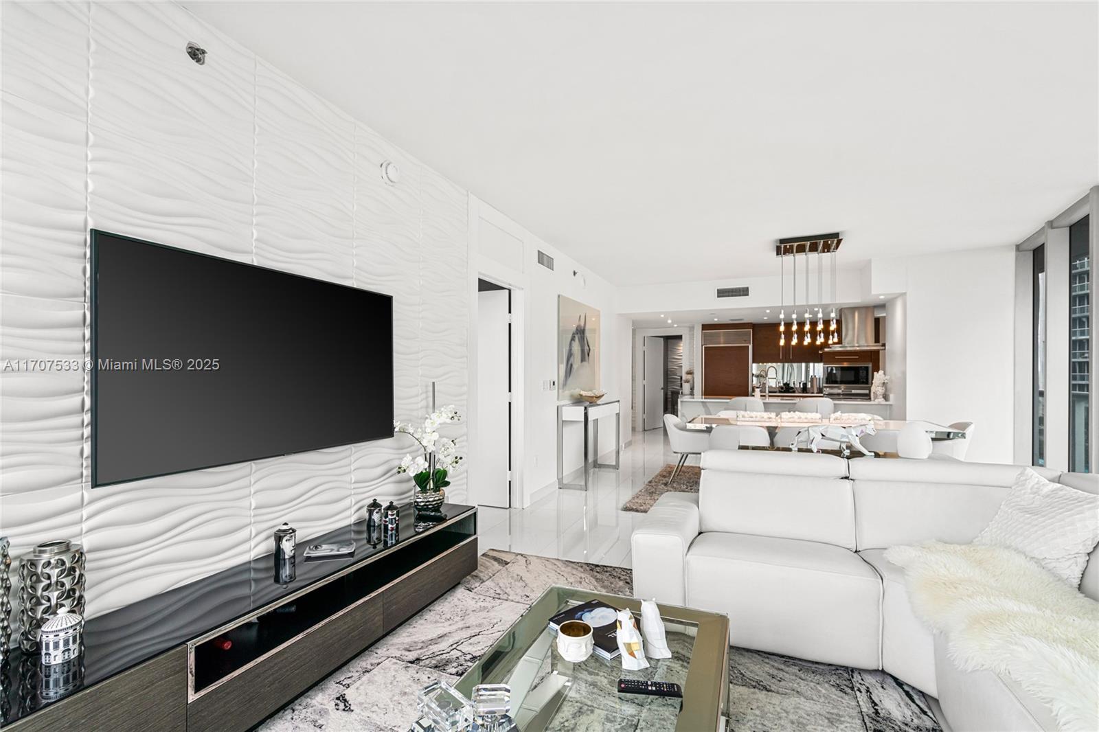 495 Brickell Ave 1702 Property Photo 12