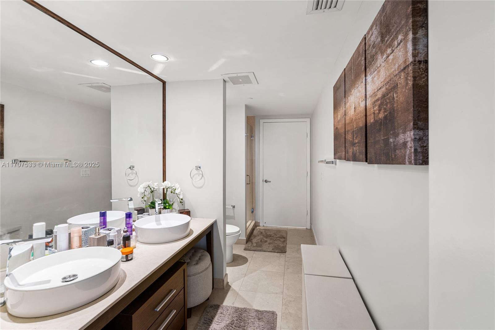 495 Brickell Ave 1702 Property Photo 33