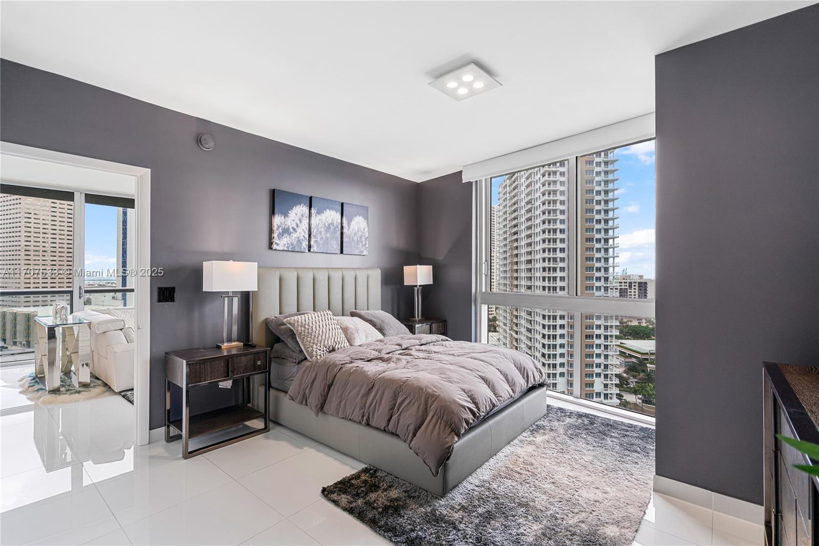 495 Brickell Ave 1702 Property Photo 41