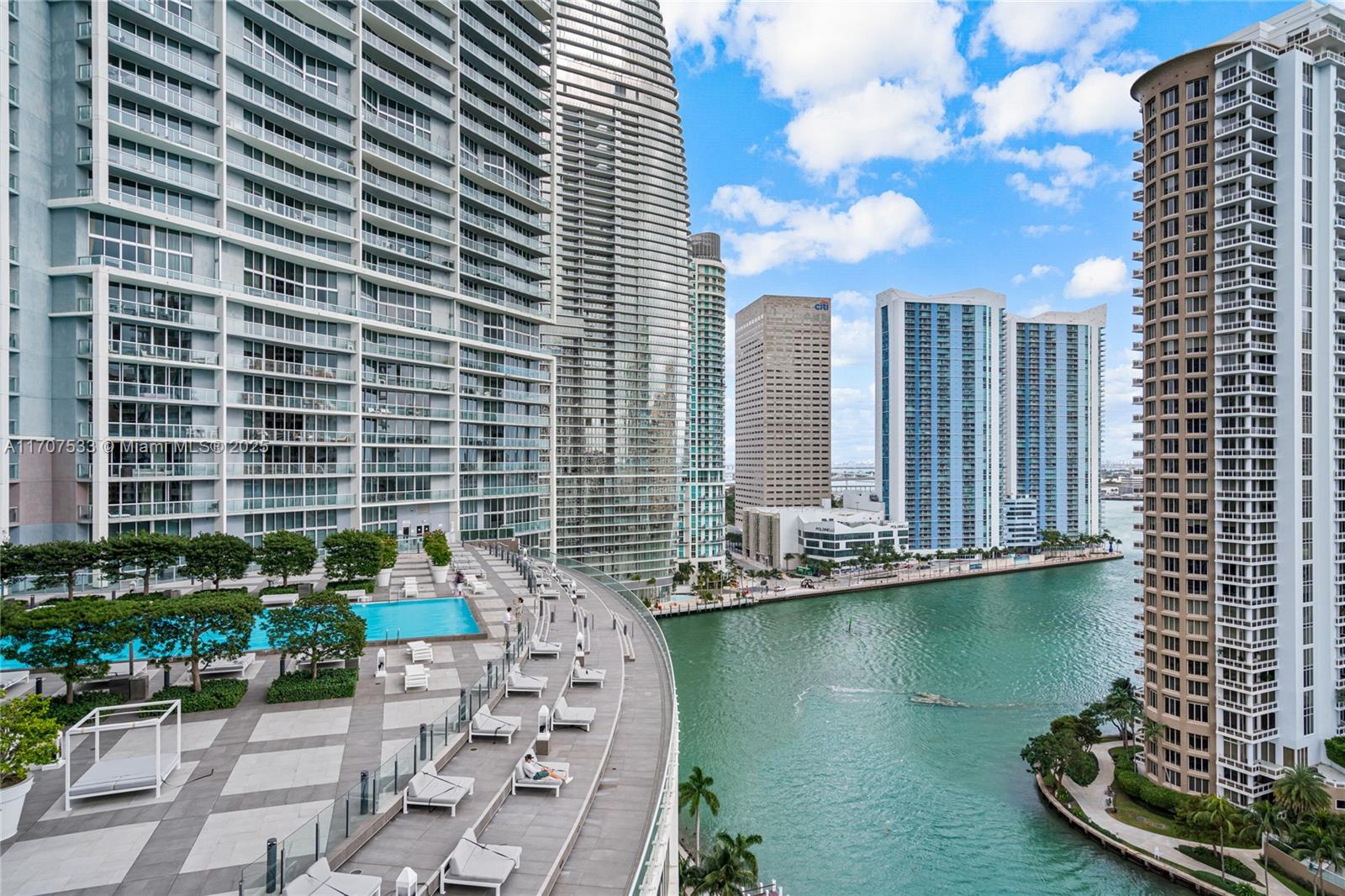 495 Brickell Ave 1702 Property Photo 52