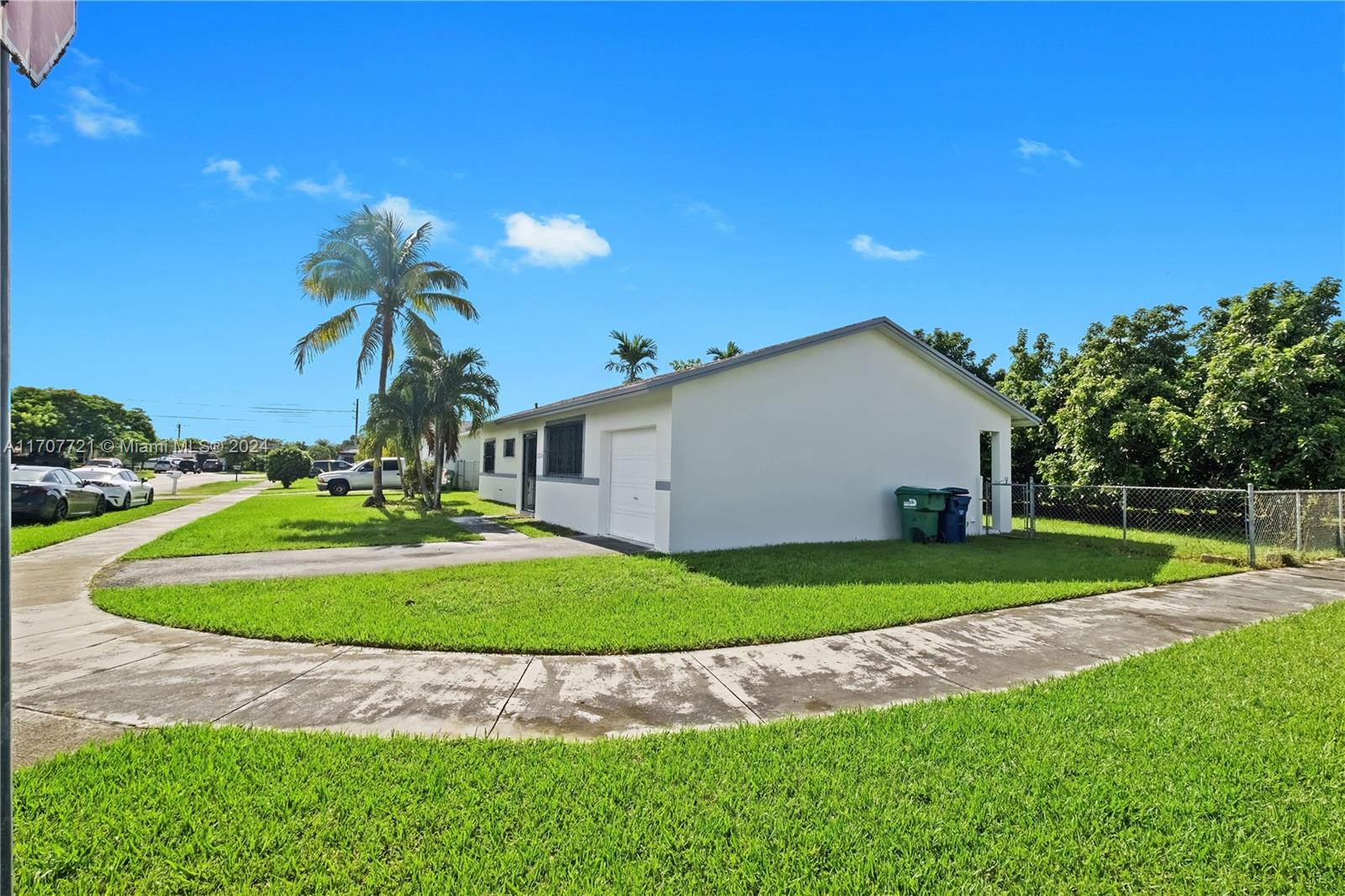 13224 Sw 253rd Ter Property Photo 3