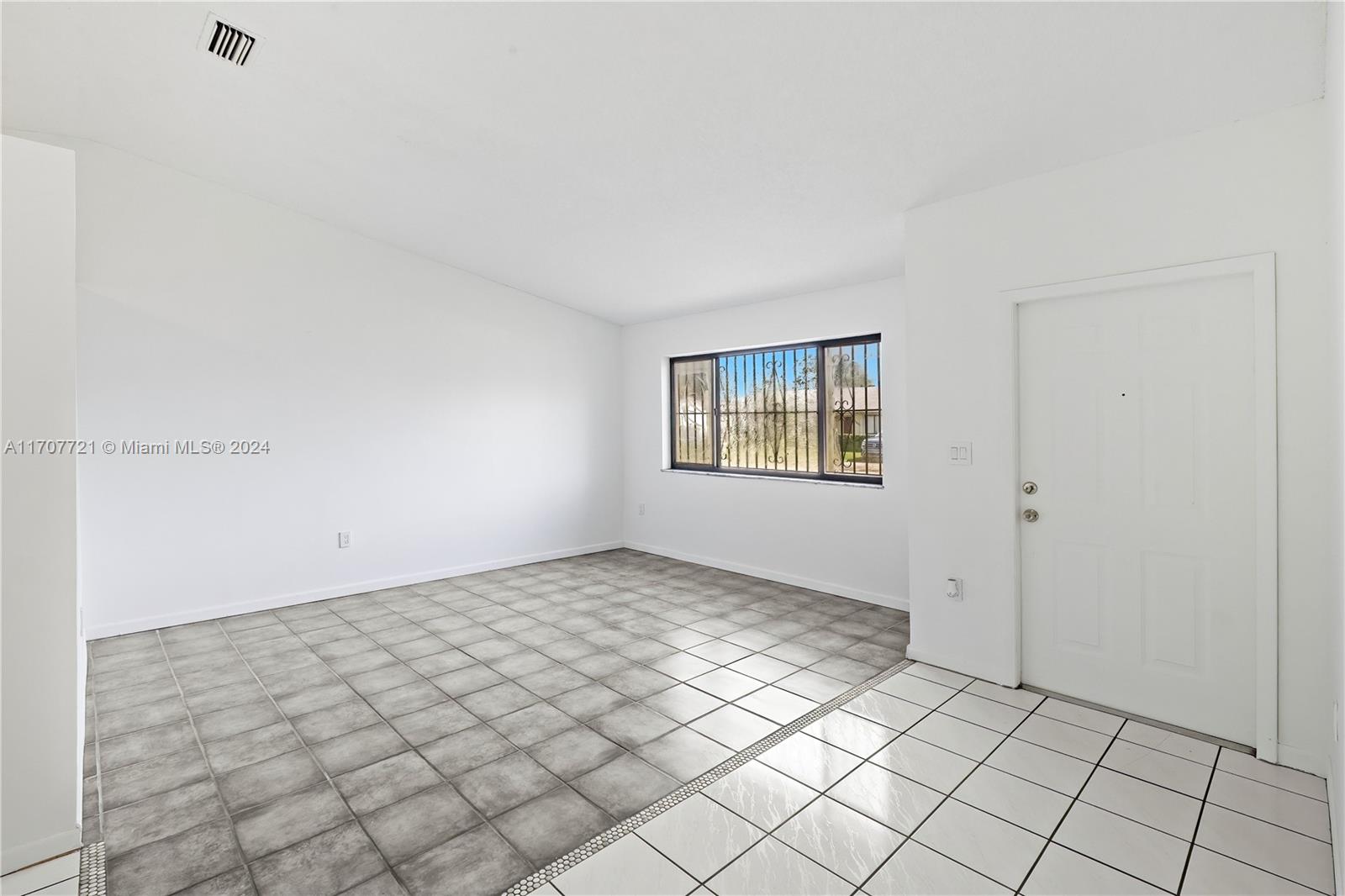 13224 Sw 253rd Ter Property Photo 5