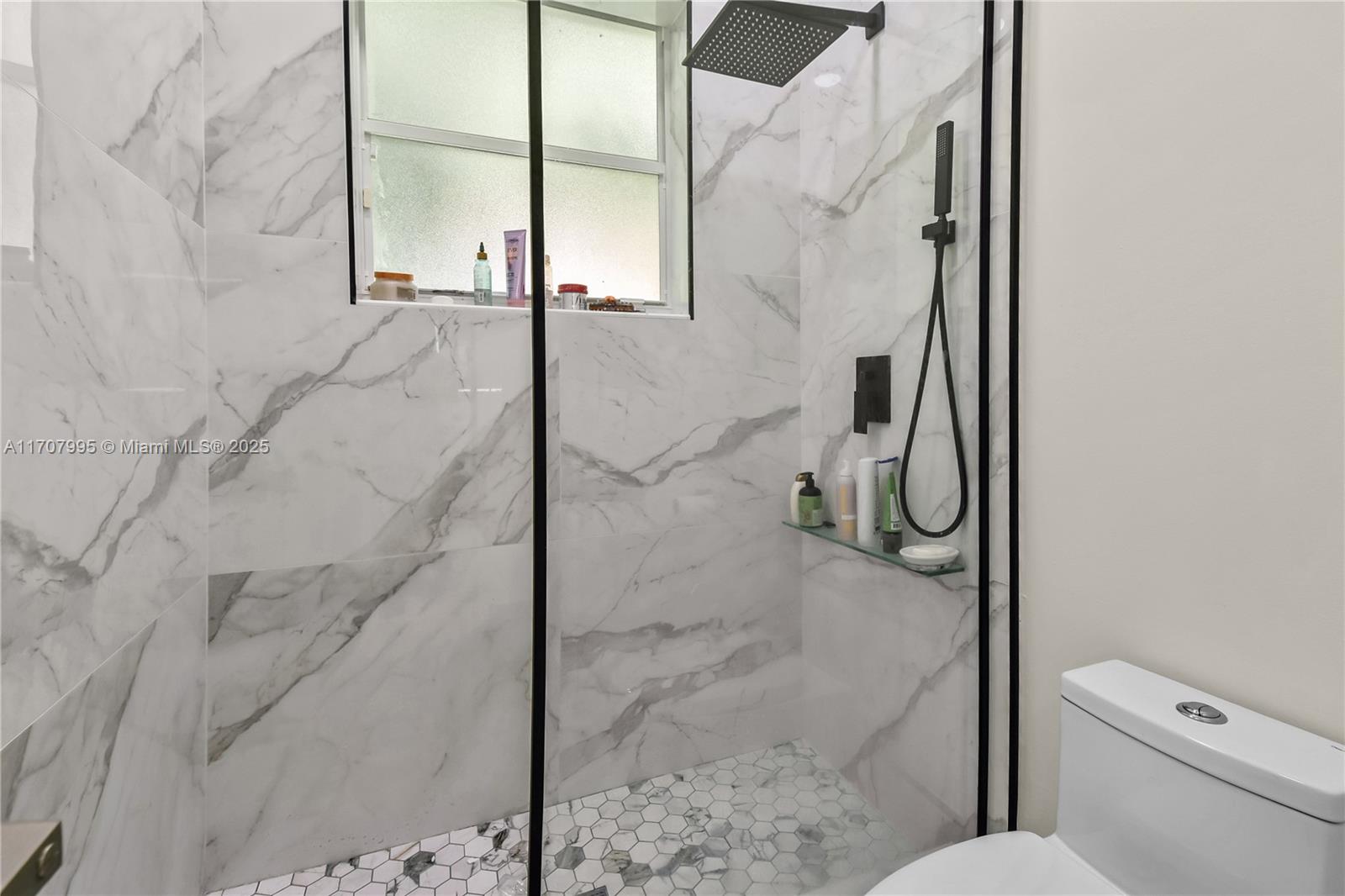 2445 Provence Cir Property Photo 33