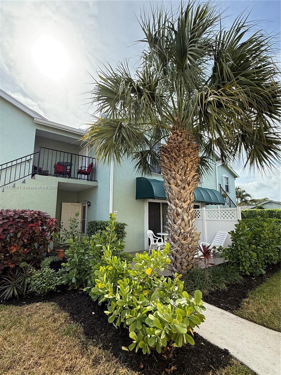 517 Waterside Dr 517 Property Photo