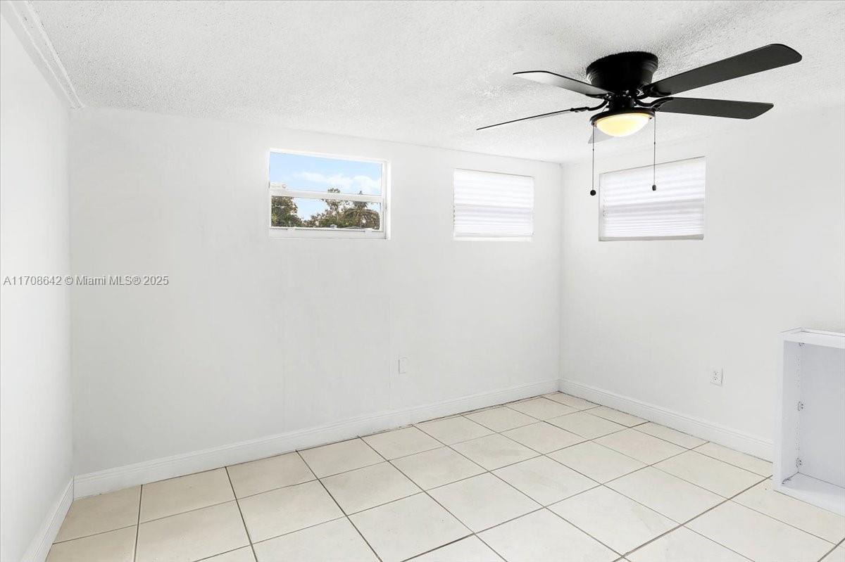 6661 Meade Street Property Photo 7